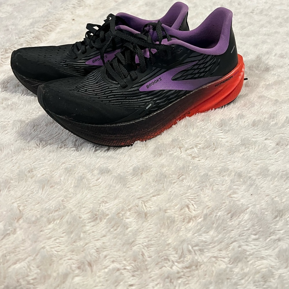 Brooks Hyperion Max